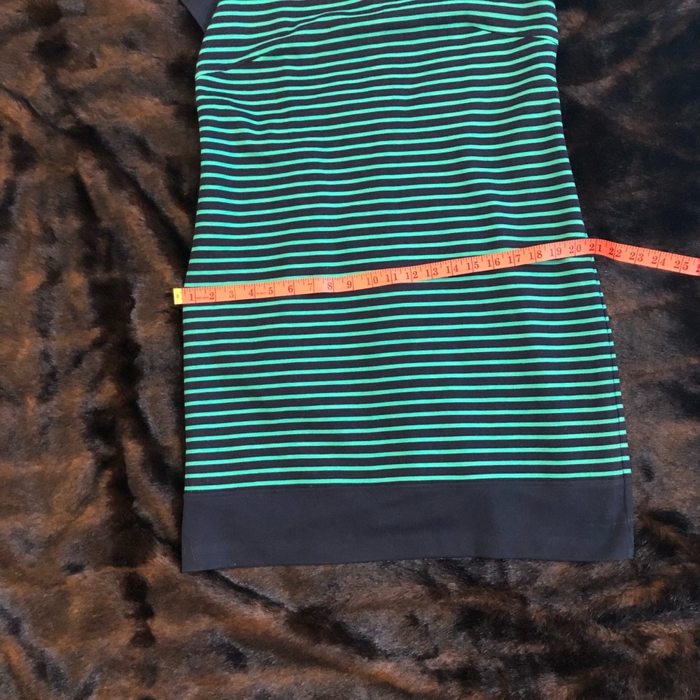 - Dress by Laundry by Shelli Segal. NWT - Picture 8 of 10